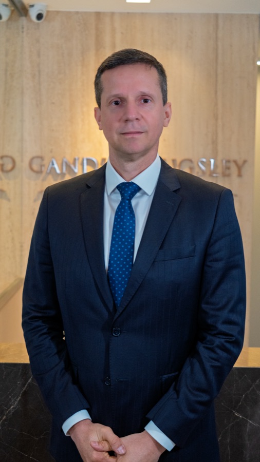 Emerson Caetano, advogado